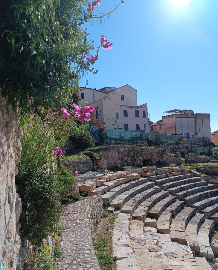 La Casetta Nelle Mura Terracina Eksteriør bilde